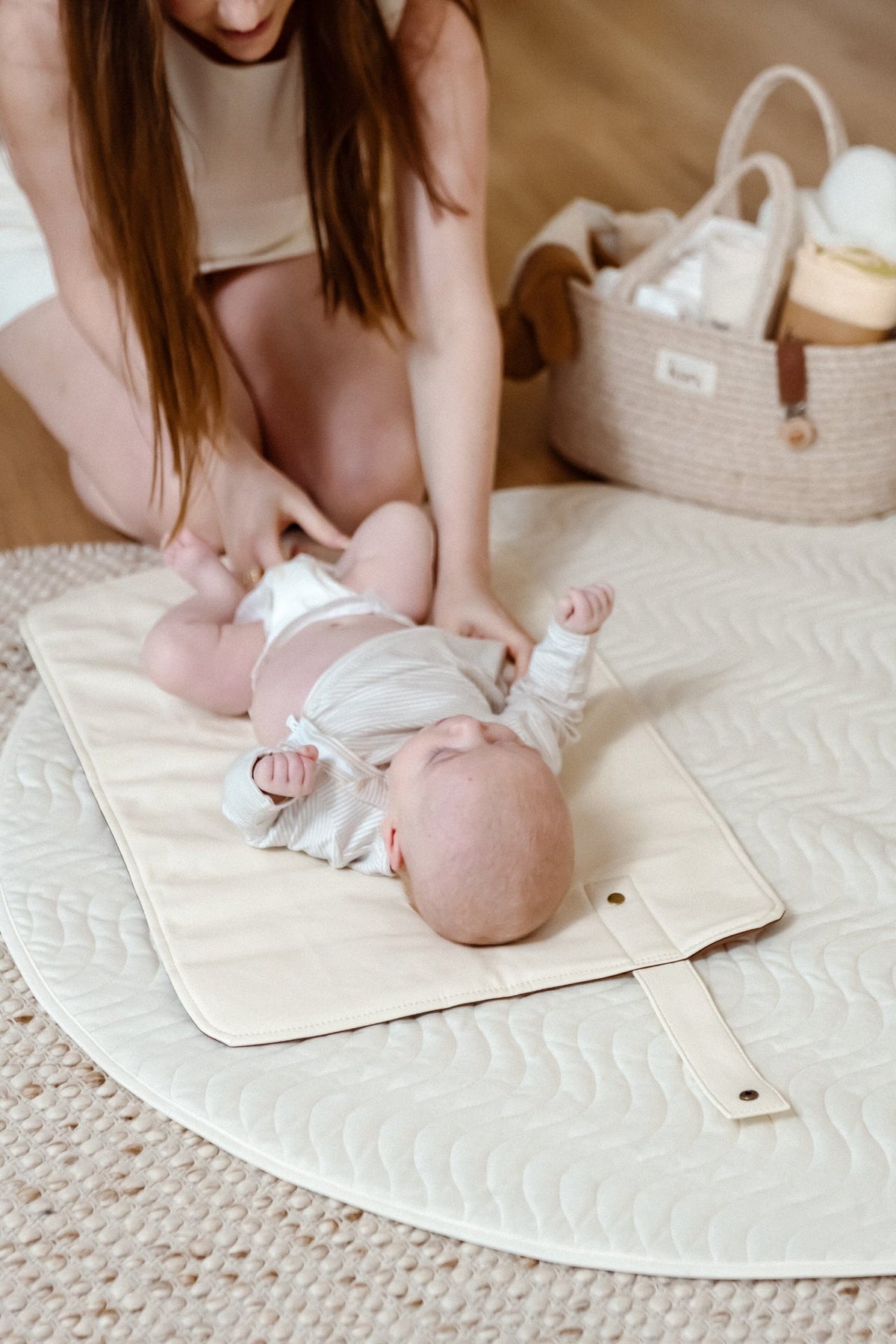 Luxe Travel Change Mat Change Mat + Accessories Kiin ®