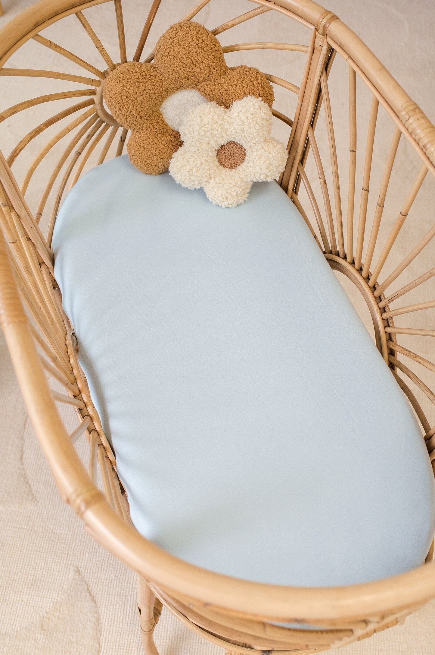 Organic Change Pad/Bassinet Sheet Sheets Kiin ® Pastel Sky
