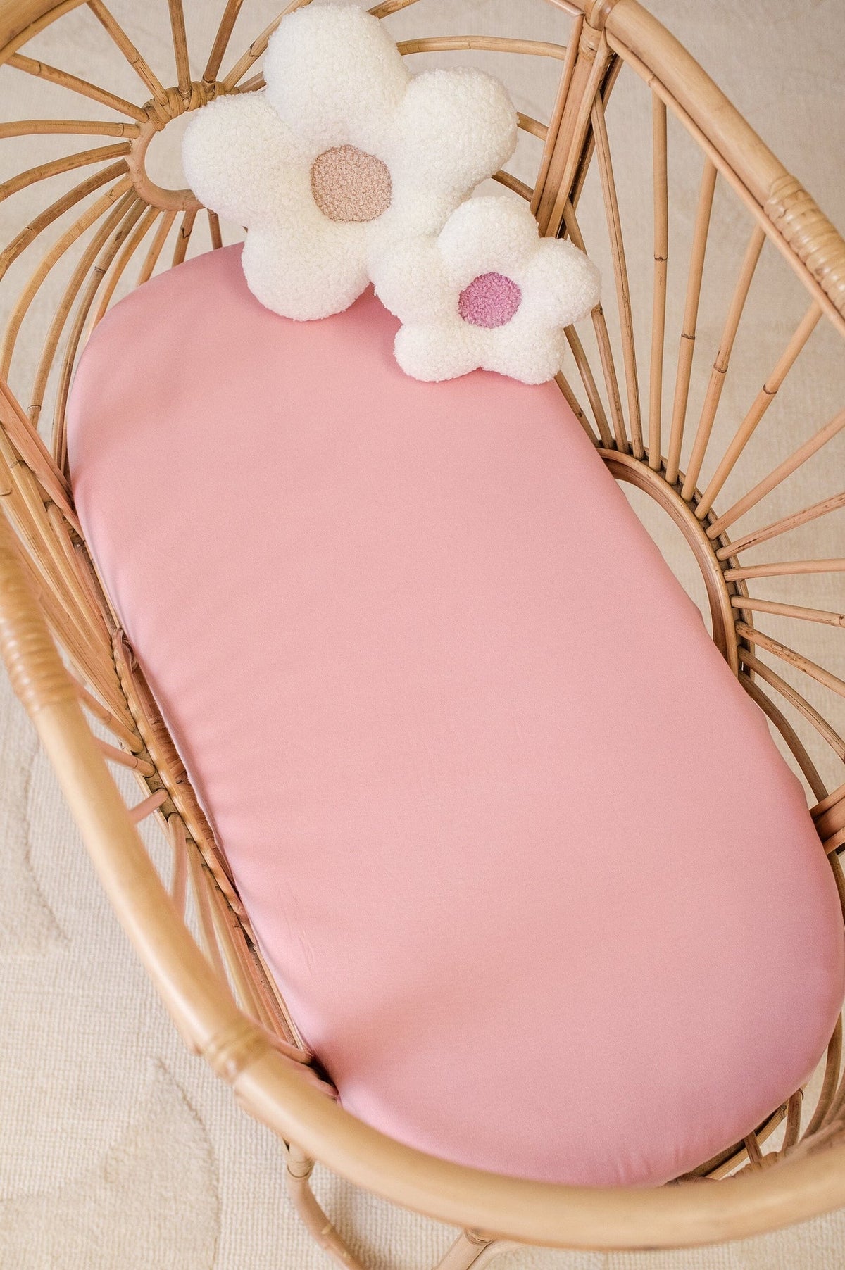 Organic Change Pad/Bassinet Sheet Sheets Kiin ® Peony