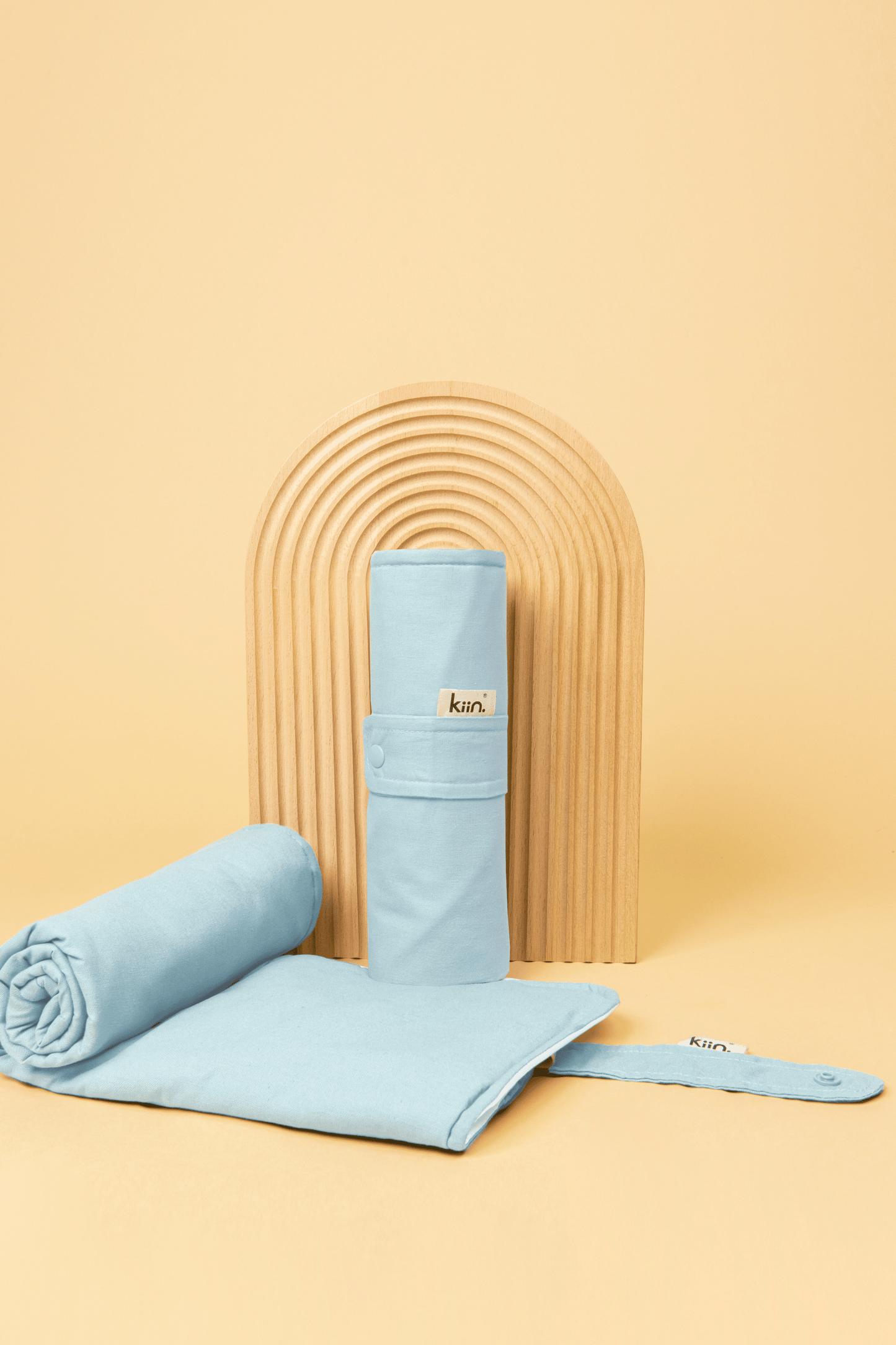 Travel Change Mat Change Mat + Accessories Kiin ® Pastel Sky