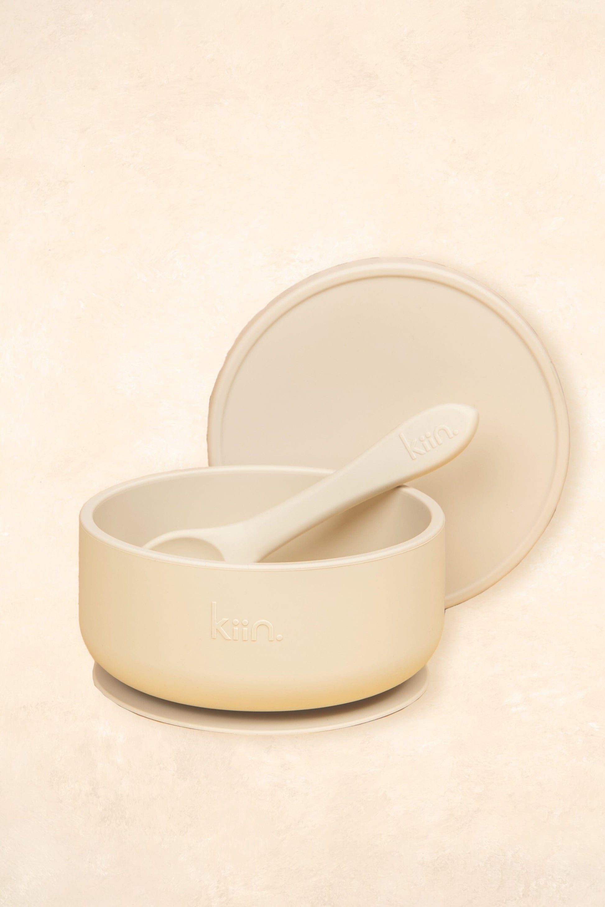 Silicone Suction Bowl with lid + Spoon Set Bibs + Tableware Kiin ® Vanilla 